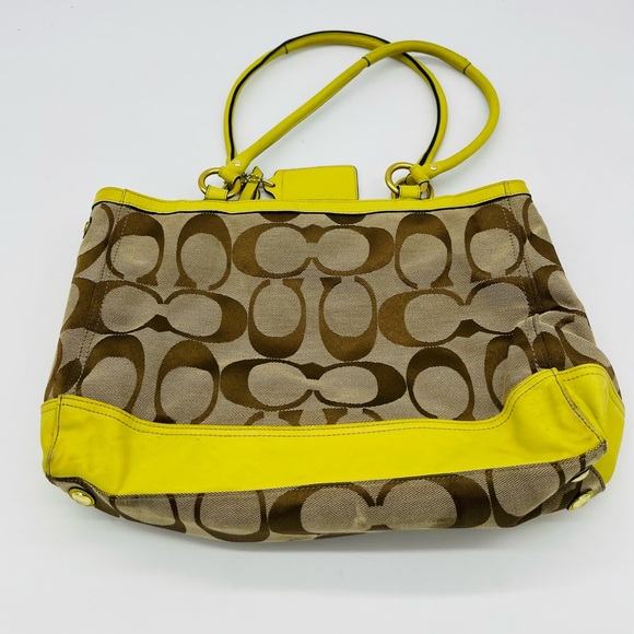 Coach Park Signature Carryall - Picture 9 of 10